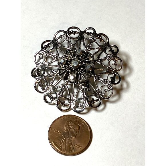 Filigree Brooch 1.7 in Pin Jewelry Silvertone Rhinestones - Picture 3 of 9